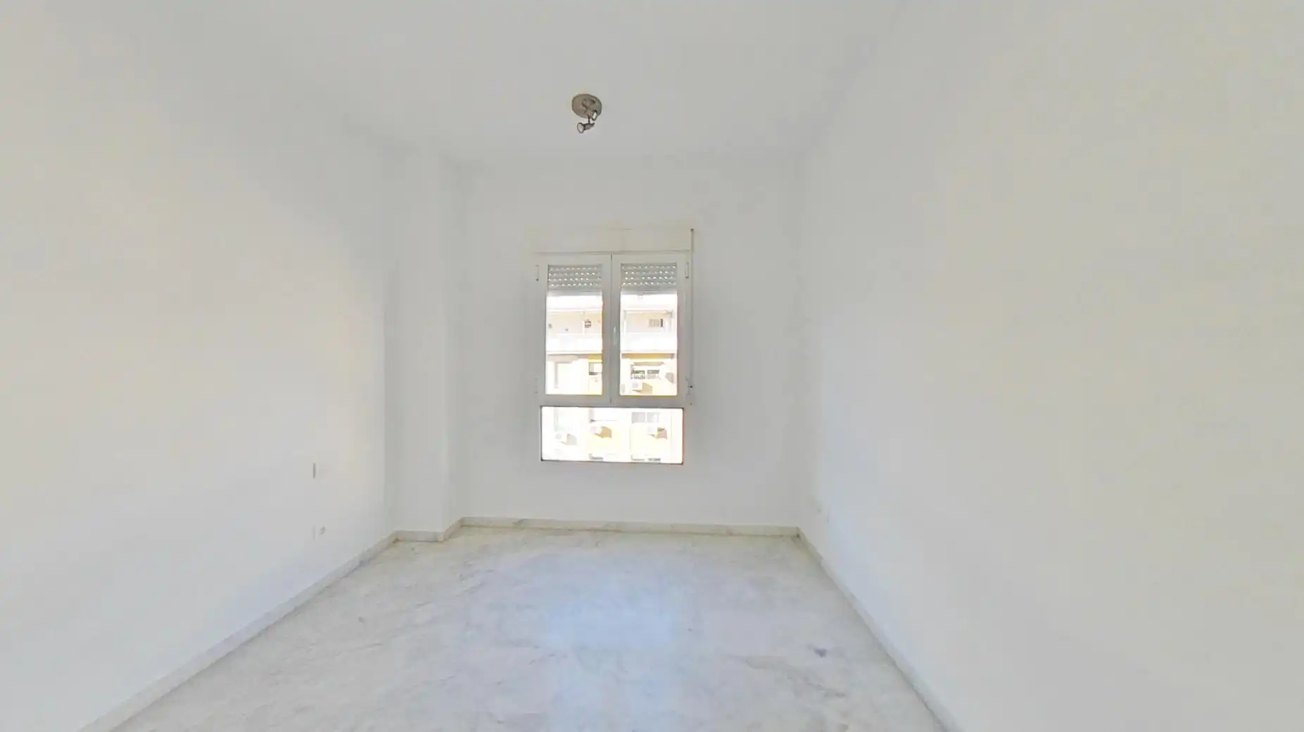Apartamento en venta en Av Aeronaútica, Urbadiez - Entrepuentes