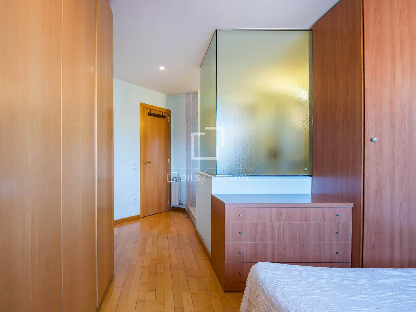 Bedroom of Flat for sale in Sant Cugat del Vallès  with Air Conditioner, Heating and Terrace