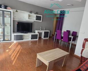 Sala d'estar de Pis de lloguer en Villajoyosa / La Vila Joiosa amb Aire condicionat, Terrassa i Moblat