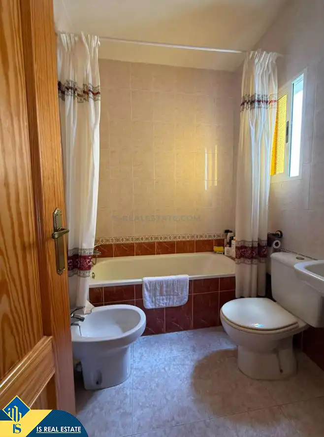 Casa con piscina en venta en Zona Carrefour - Urbanizaciones, imagen 25