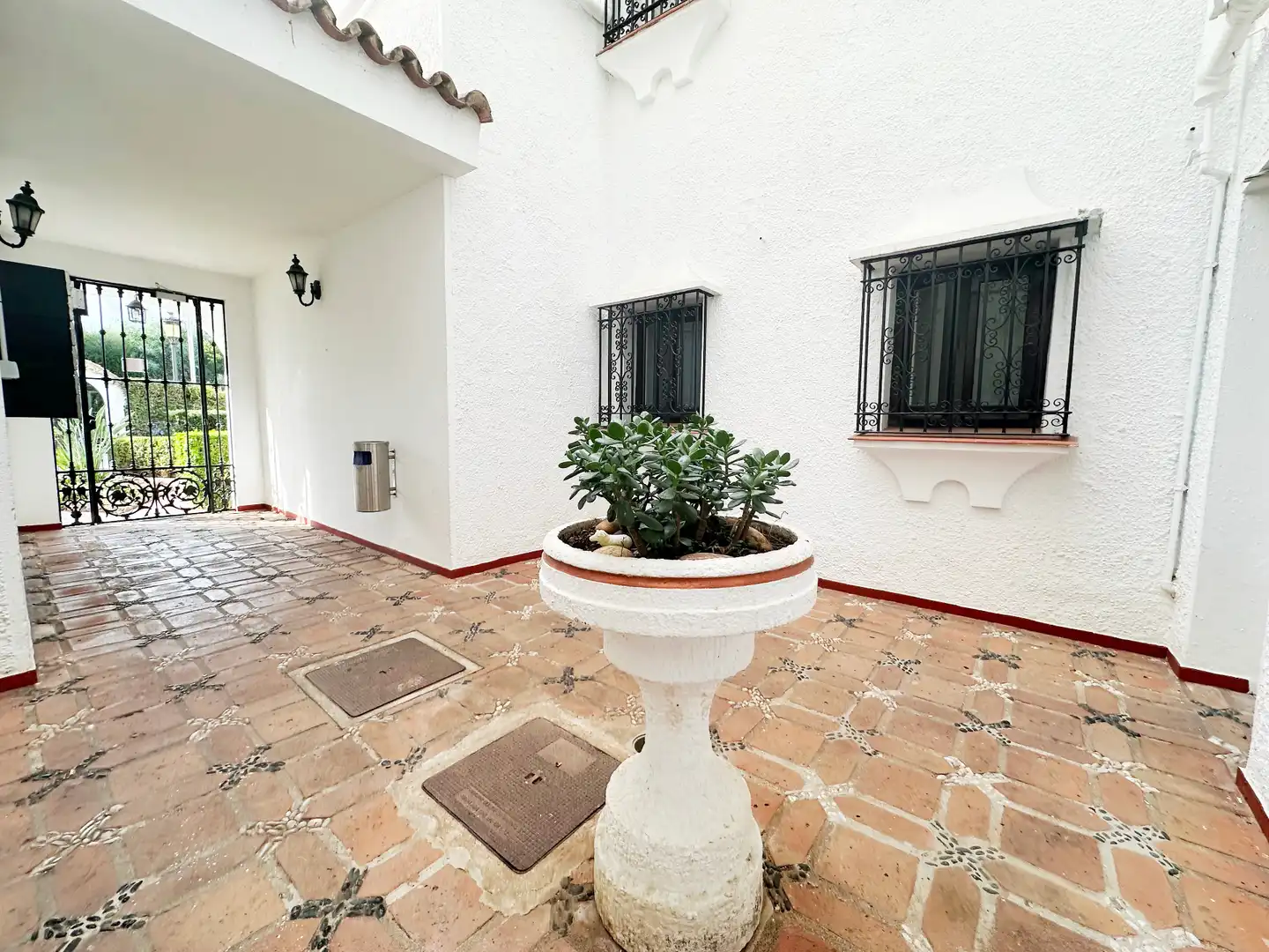 Apartament en venda en Estepona amb Terrassa i Piscina comunitària