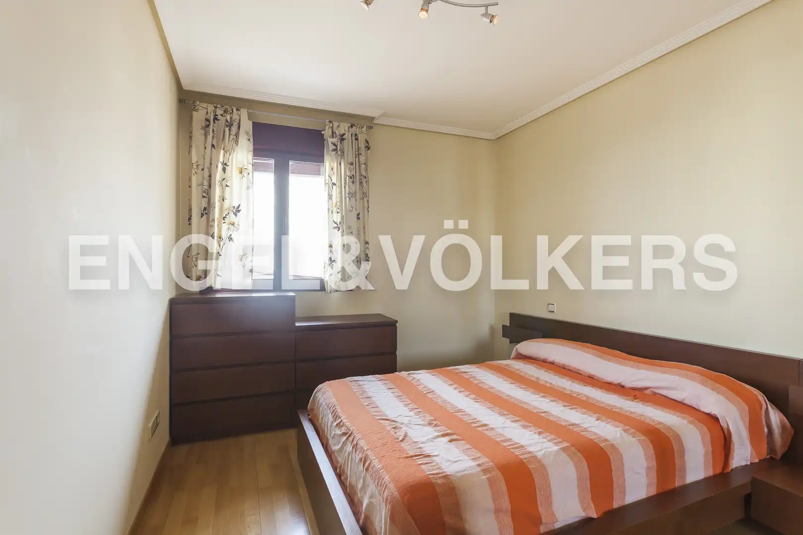Habitación de Piso de alquiler en Madrid con Aire acondicionado, Calefacción y Terraza