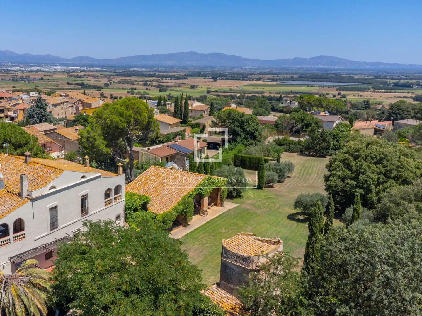 Finca rústica en venta en Garrigàs con Aire acondicionado, Calefacción y Jardín privado