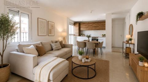 Foto 2 de Piso en venta en Avenida Andalucia, San Luis de Sabinillas, Manilva