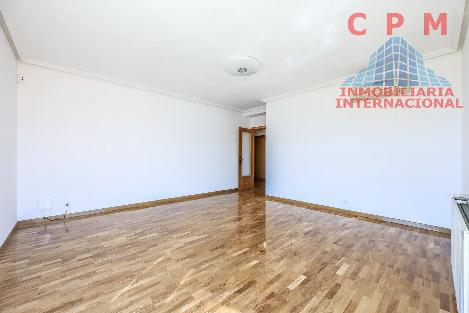 Bedroom of Flat for rent in Madrid  with Air Conditioner, Heating and Parquet flooring