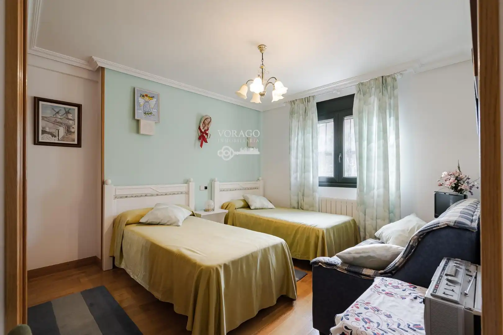 Habitación de Casa o chalet en venta en Villanueva de la Torre con Calefacción, Jardín privado y Terraza