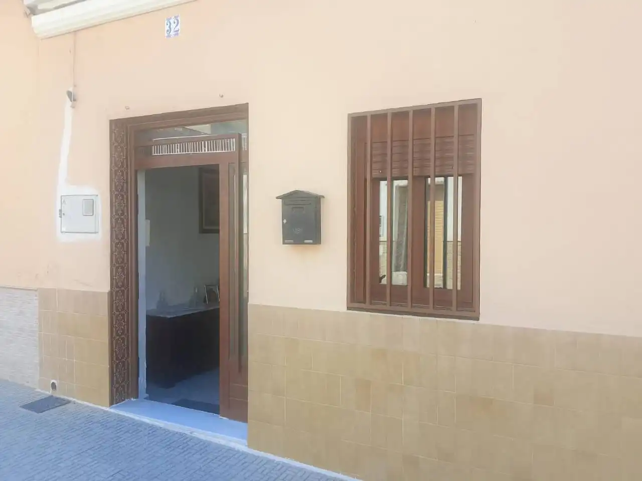 Vista exterior de Casa adosada en venta en Tavernes de la Valldigna con Aire acondicionado y Amueblado