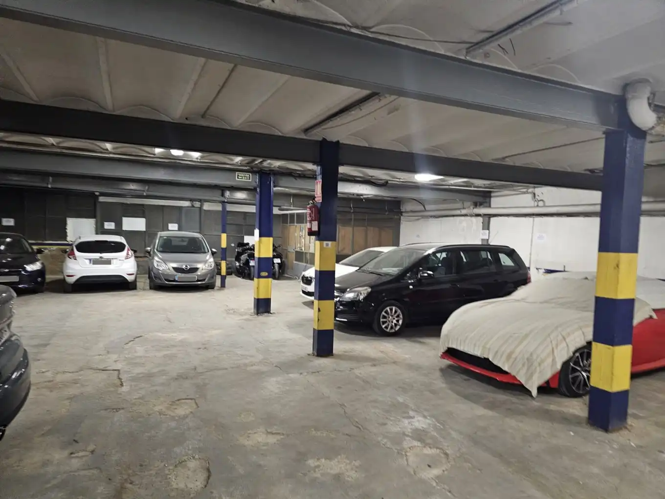 Parking de Garaje de alquiler en Tarragona con Alarma