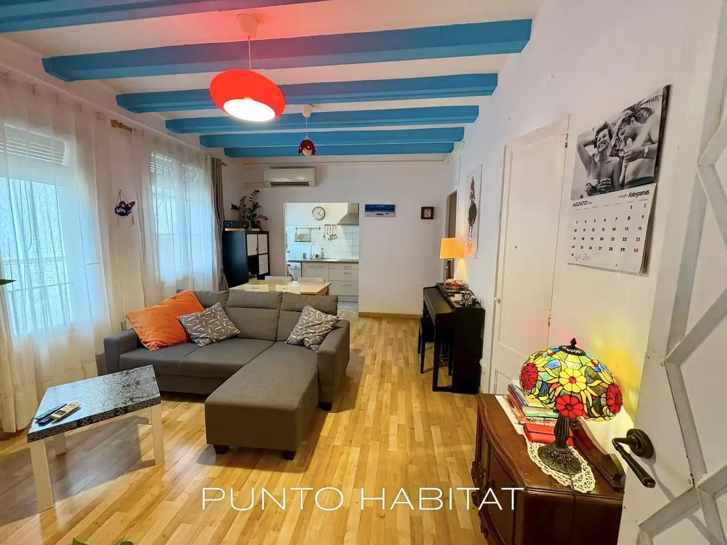Sala de estar de Piso en venta en Barcelona con Aire acondicionado, Parquet y Balcón
