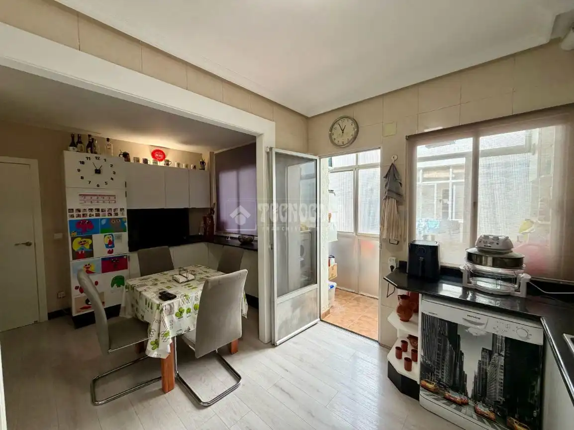 Cocina de Piso en venta en Valdepeñas con Aire acondicionado, Calefacción y Trastero