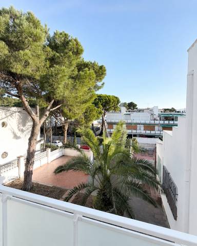 Apartamento en Alquiler en La Pineda