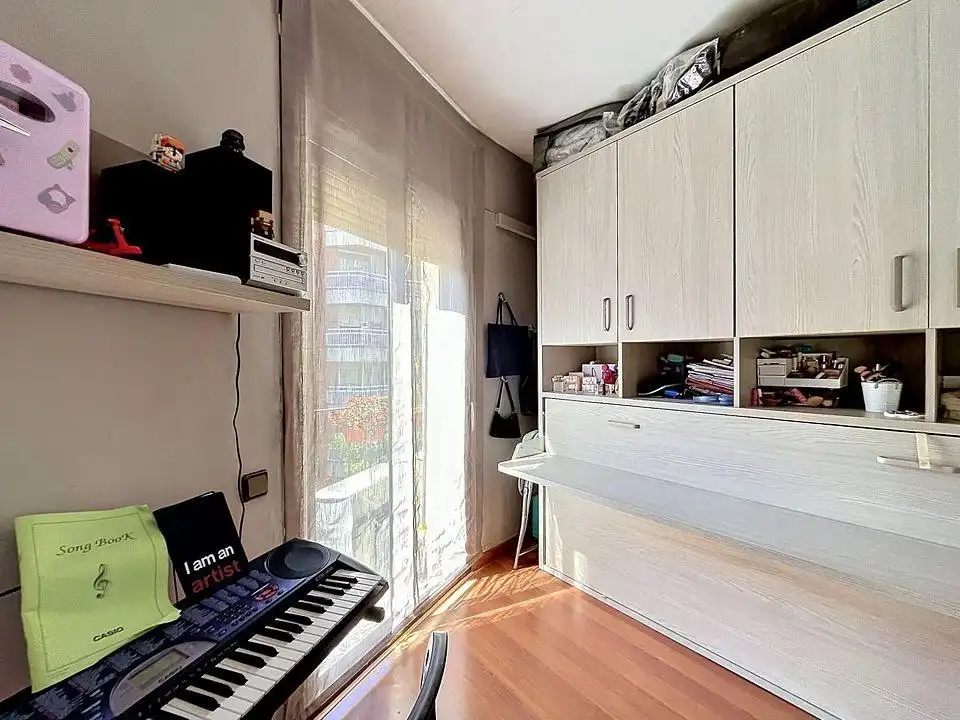 Habitación de Apartamento en venta en Barcelona con Aire acondicionado, Calefacción y Parquet