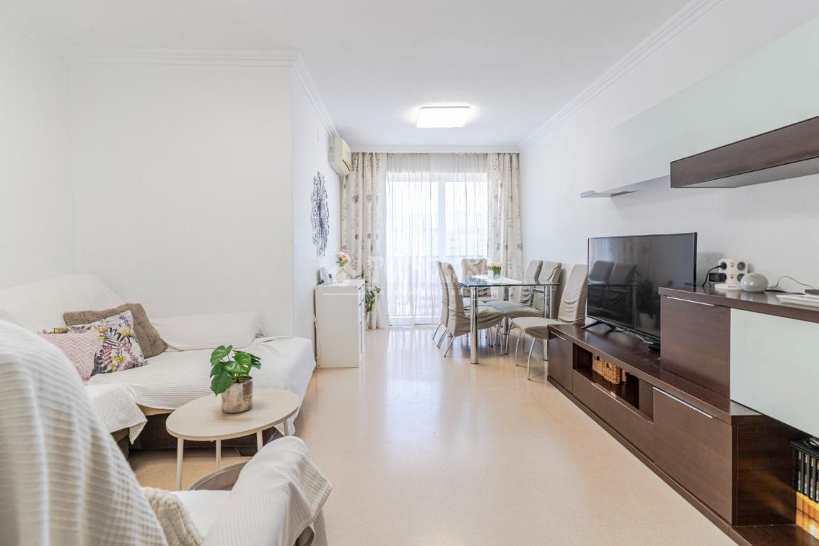 Sala de estar de Piso en venta en Motril con Balcón