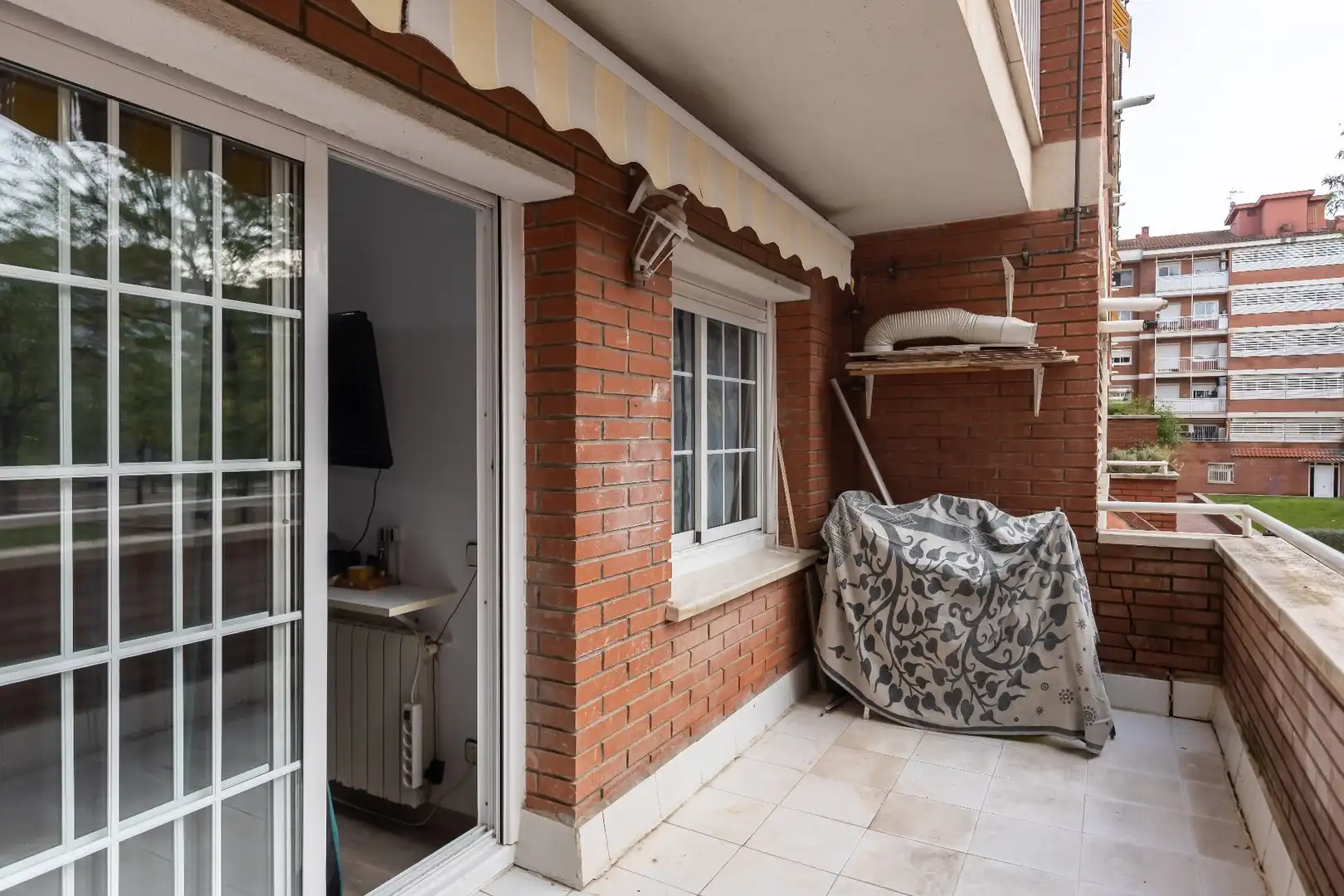 Balcony of Flat for sale in Can Borrell