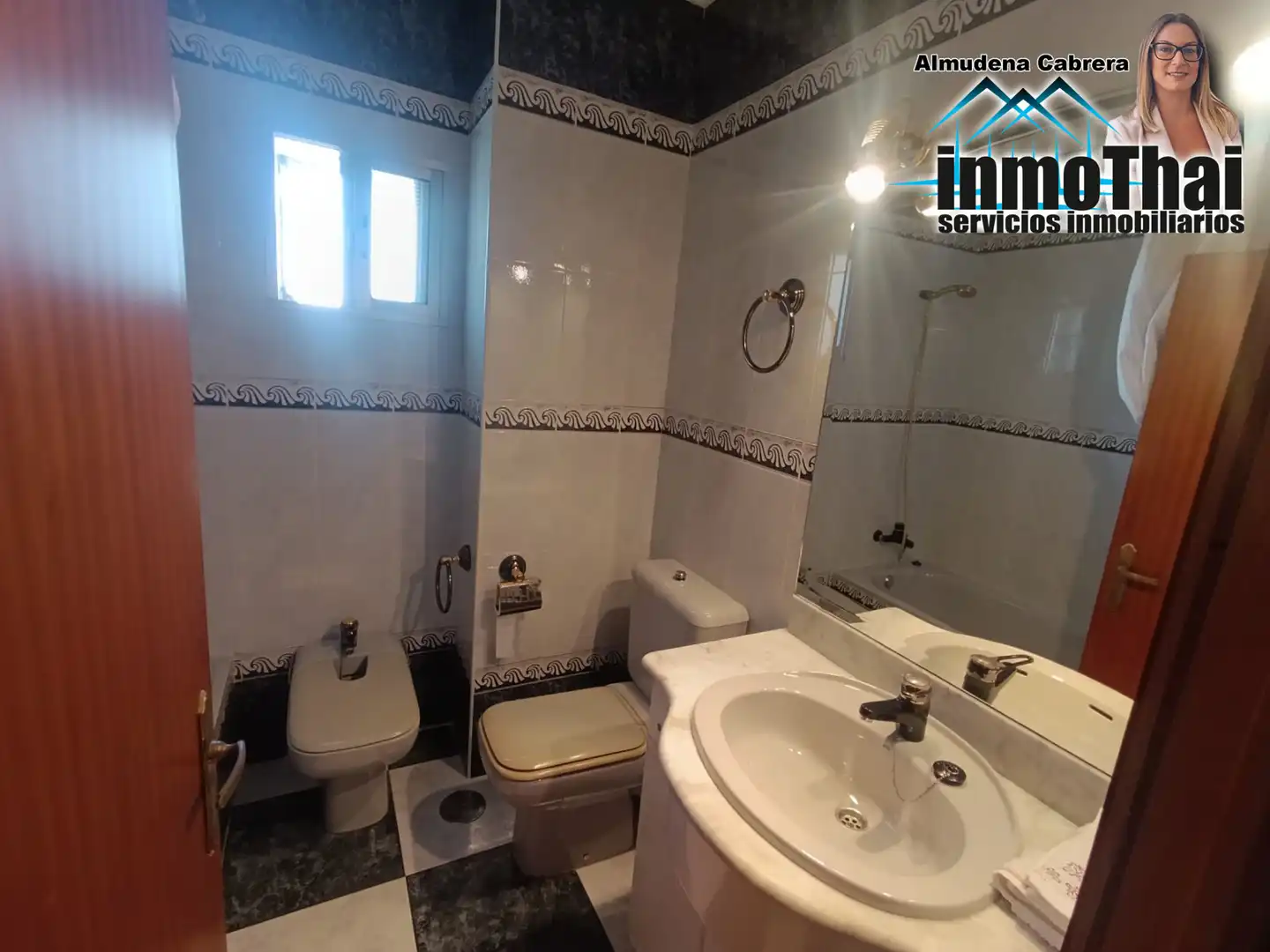 Badezimmer von Wohnung zum Verkauf in Jerez de la Frontera