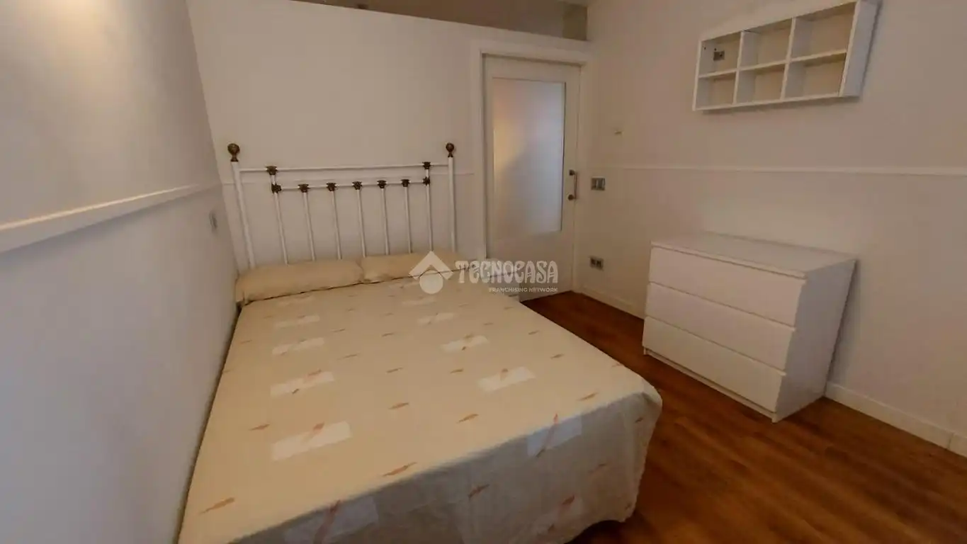 Habitación de Piso de alquiler en Madrid con Aire acondicionado y Calefacción
