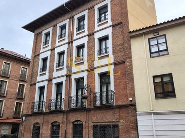 Local comercial en venda a Calle Ave Maria 2