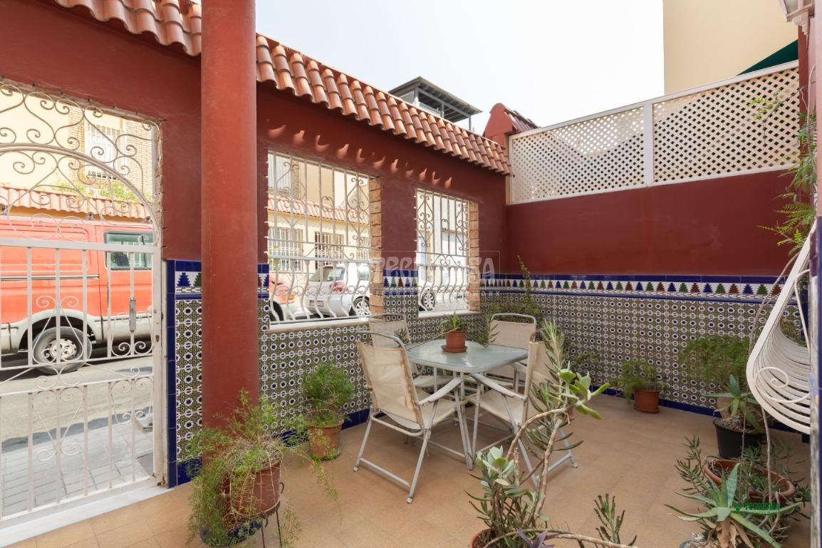 Terrassa de Casa o xalet en venda en  Almería Capital amb Aire condicionat i Terrassa
