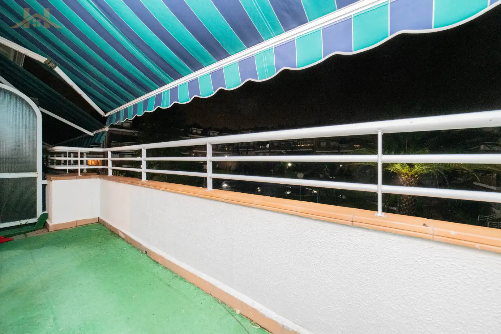 Terrassa de Pis en venda en Sevilla la Nueva amb Aire condicionat, Calefacció i Terrassa
