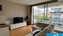 Living room of Flat for sale in Sabadell  with Air Conditioner, Heating and Parquet flooring