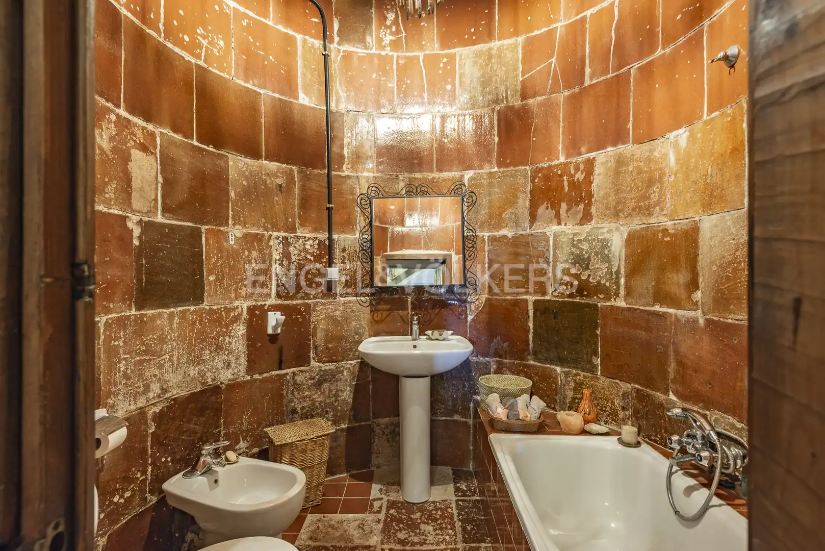 Bathroom of Country homes for sale in Castellbell i el Vilar  with Heating, Private garden and Swimming Pool