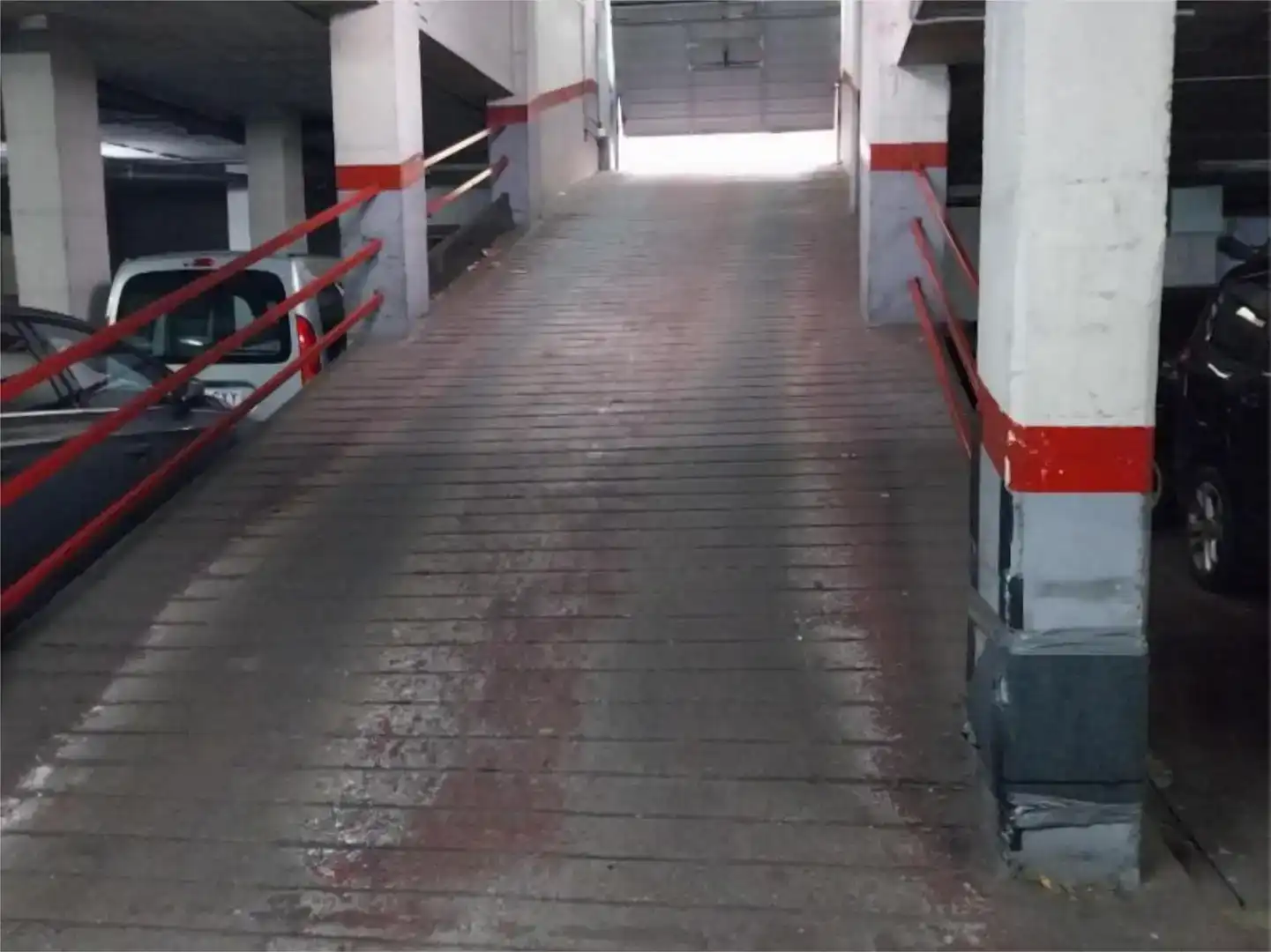 Parkplatz von Garage zur Miete in Viladecans