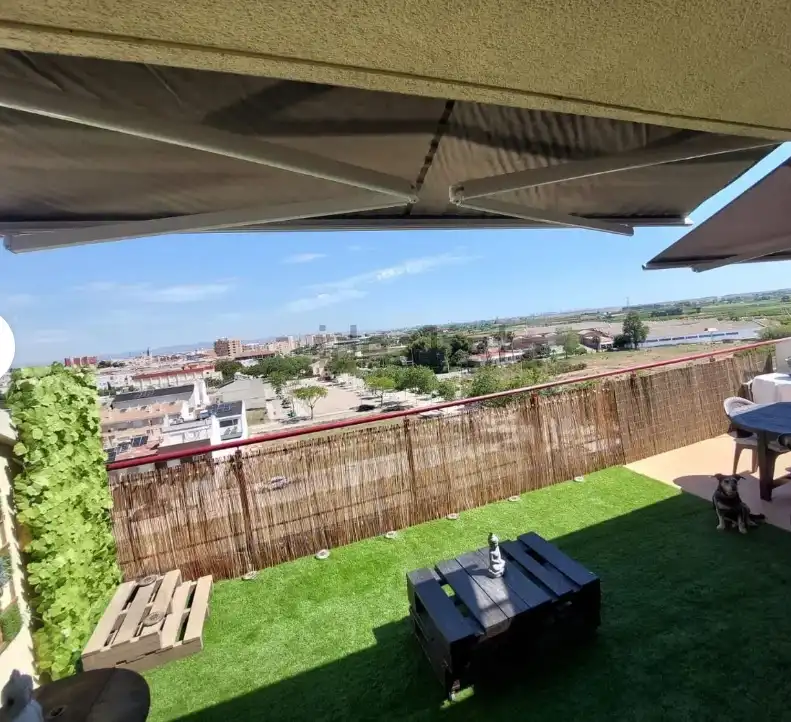 Terrace of Duplexes for rent in Silla  with Air Conditioner, Terrace and Oven