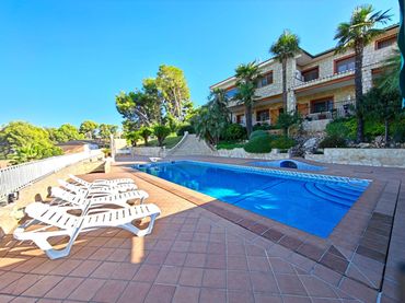 Villa avec balcon à vendre à Sierra Perenchiza - Cumbres de Calicanto - Sto Domingo