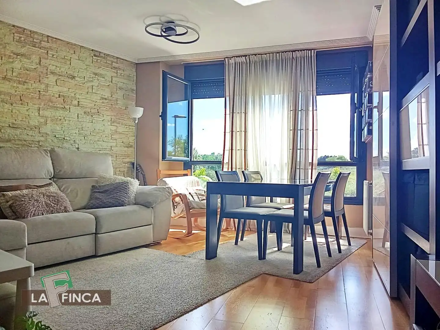 Living room of Flat for sale in Siero  with Heating, Terrace and Storage room