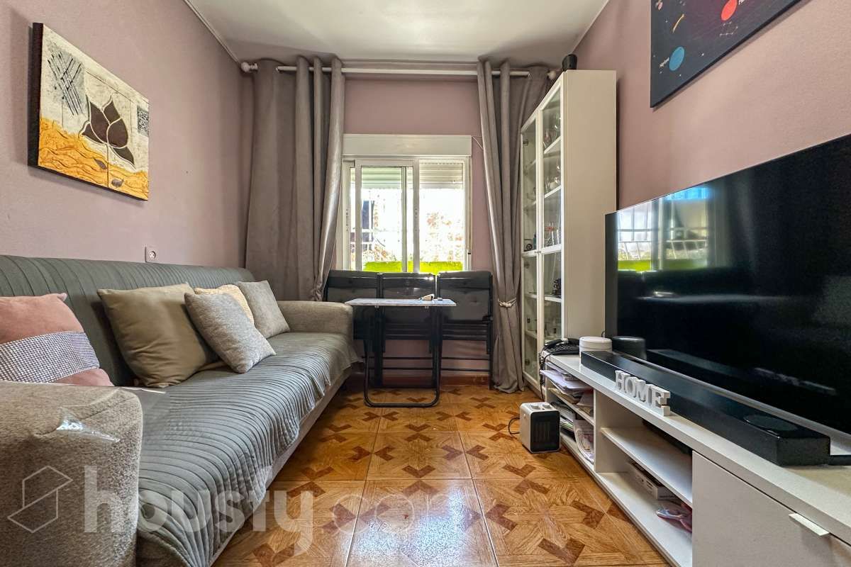 Piso en venta en Cl Tierruca, Portazgo