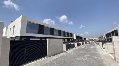 Foto 4 de Casa o xalet en venda a Calle de Adelaida Pérez Ojeda García, Monte y Mar, Alicante