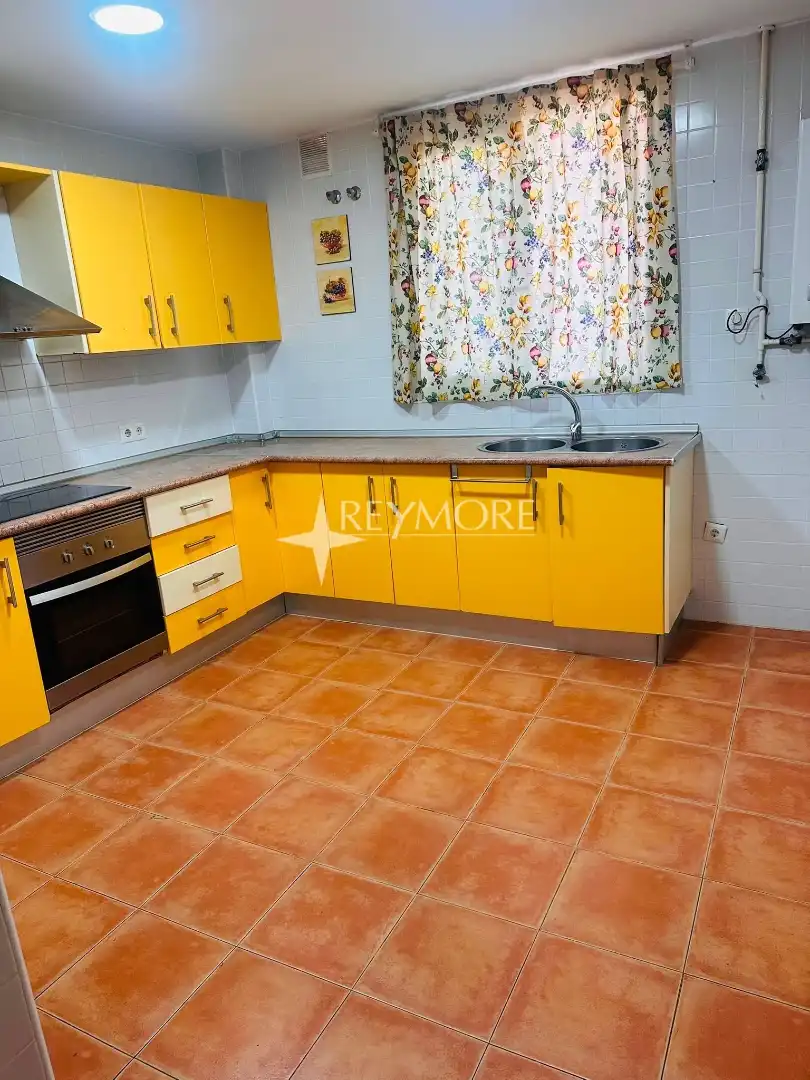 Cocina de Casa o chalet en venta en Córdoba con Aire acondicionado, Calefacción y Terraza