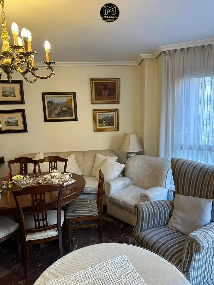 Piso con ascensor en venta en San Ildefonso - Catedral, imagen 2