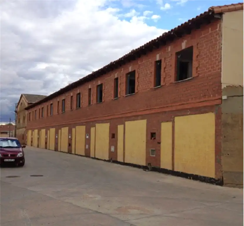Vista exterior de Edificio en venta en Villafáfila