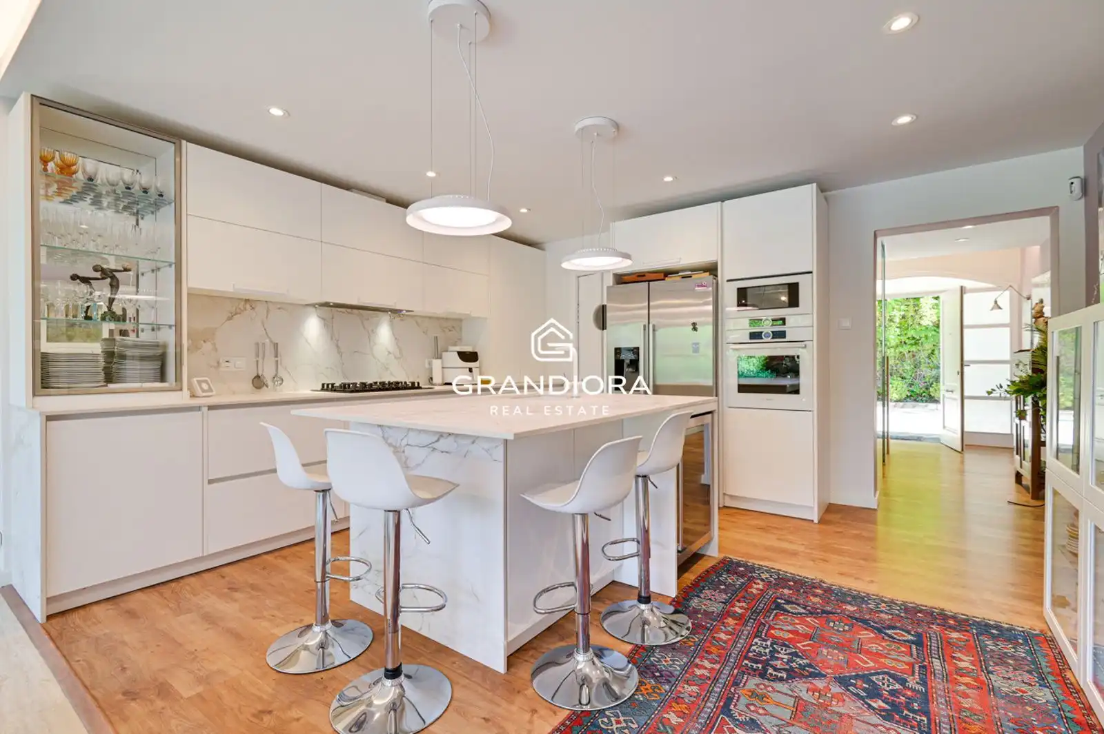 Kitchen of Houses for sale in El Masnou  with Air Conditioner, Terrace and Swimming Pool