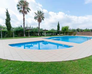 Swimming pool of Single-family semi-detached for sale in Bétera  with Air Conditioner, Terrace and Swimming Pool