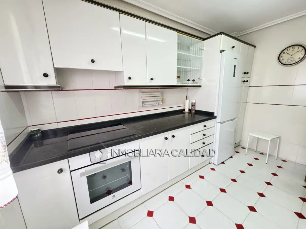 Küche von Wohnung zur Miete in Burgos mit Heizung und Möbliert