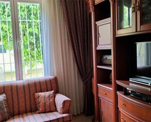 Living room of Flat for sale in  Sevilla Capital  with Air Conditioner, Heating and Storage room
