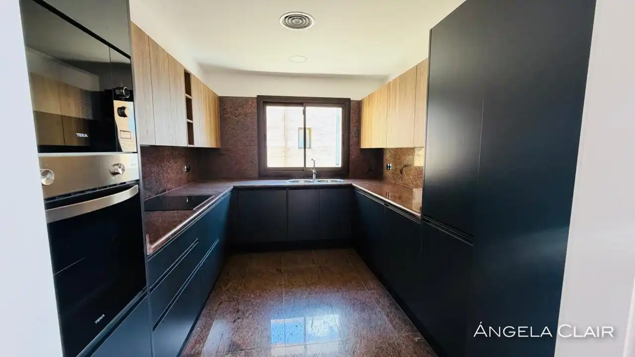 Casa con piscina in vendita a avenida garrofers, imagen 21
