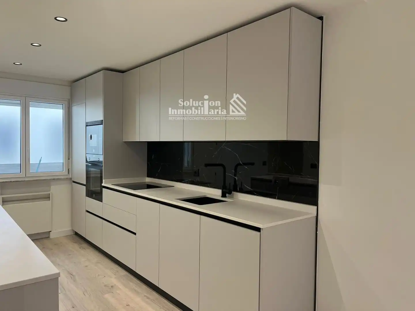 Küche von Wohnung zum Verkauf in Salamanca mit Heizung, Terrasse und Möbliert