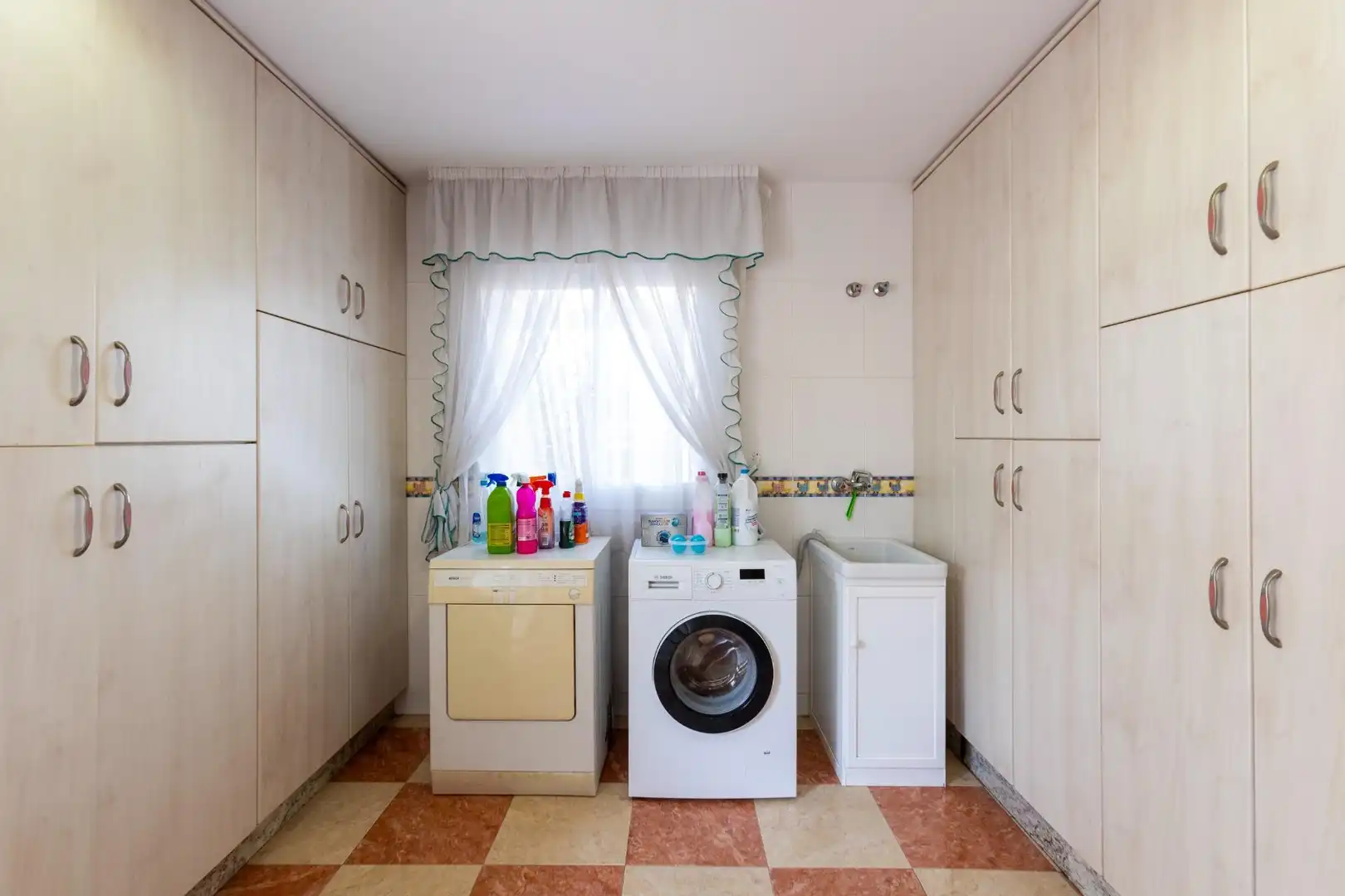 Cocina de Casa o chalet en venta en Motril con Calefacción, Jardín privado y Terraza