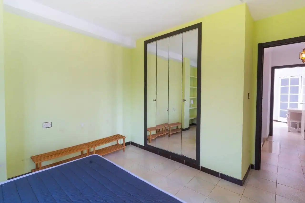 Dormitori de Casa o xalet en venda en Salobreña amb Aire condicionat, Terrassa i Piscina comunitària