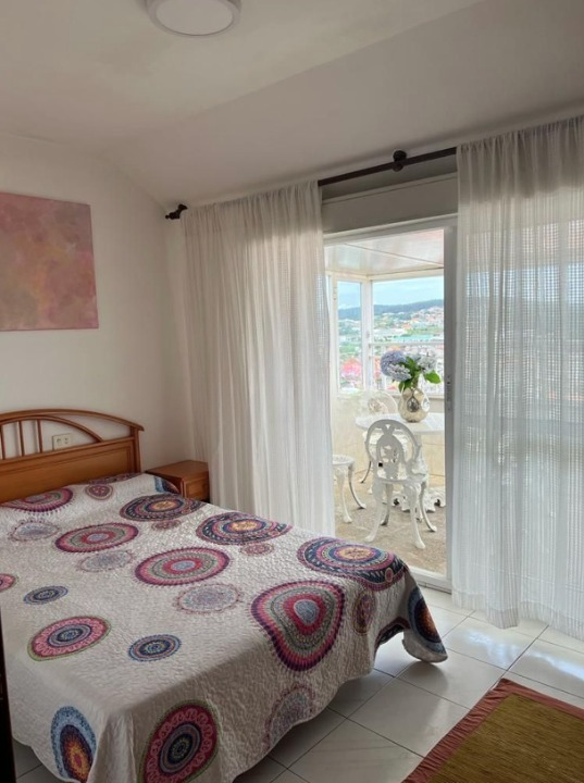 Bedroom of Flat for sale in Sanxenxo  with Heating, Terrace and Furnished