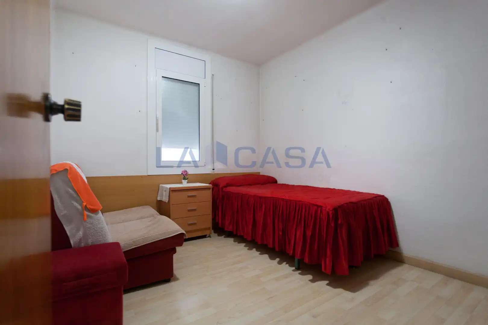 Schlafzimmer von Wohnung zum Verkauf in L'Hospitalet de Llobregat mit Balkon