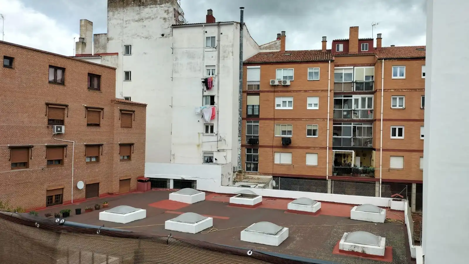Vista exterior de Àtic en venda en Palencia amb Calefacció, Terrassa i Traster