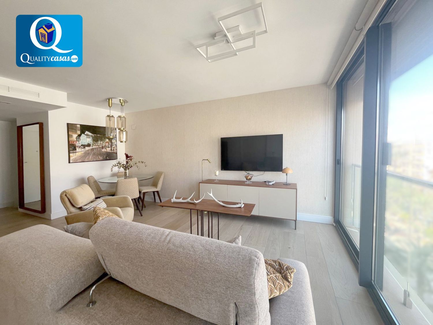 Living room of Duplex for sale in Alicante / Alacant  with Air Conditioner, Heating and Storage room