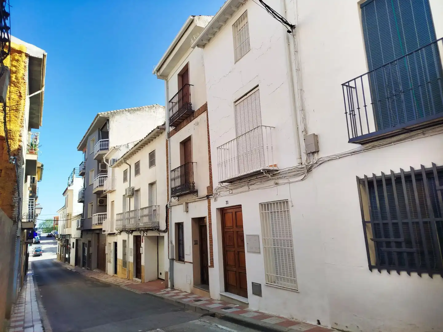 Vista exterior de Casa adosada en venda en Mancha Real amb Calefacció i Balcó