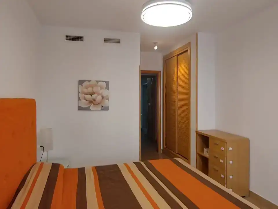 Schlafzimmer von Wohnung zur Miete in Granada mit Klimaanlage, Schwimmbad und Möbliert