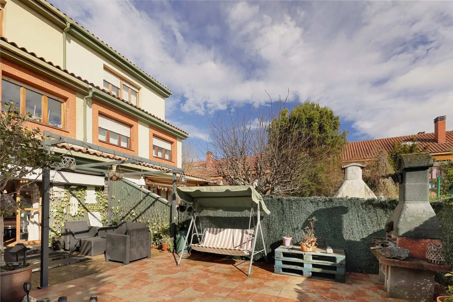 Jardín de Casa adosada en venta en Siero con Calefacción, Jardín privado y Parquet
