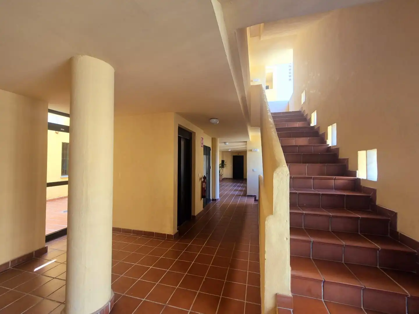 Dachboden zum Verkauf in Mijas mit Privatgarten, Terrasse und Gemeinschaftspool
